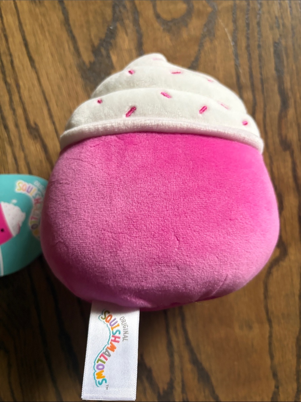 Dragonfruit Smoothie Drink Squishmellow - Picture 2 of 3